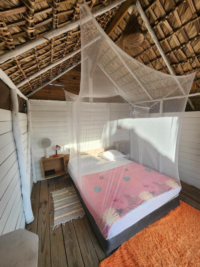 Mano Juan Saona Lodge מראה חיצוני תמונה